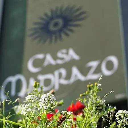 Летний дом Casa Madrazo Con Piscina Y Parrillas Правес