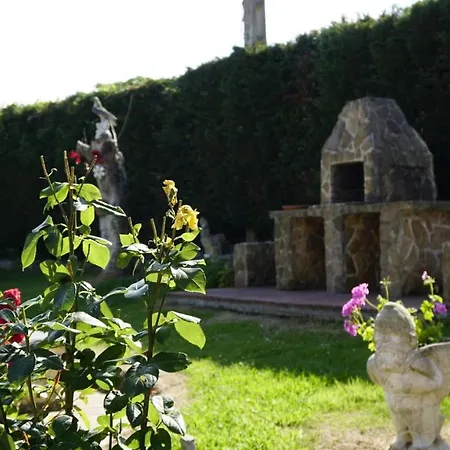 Casa Madrazo Con Piscina Y Parrillas Правес