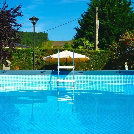 Casa Madrazo Con Piscina Y Parrillas 乡村民宿