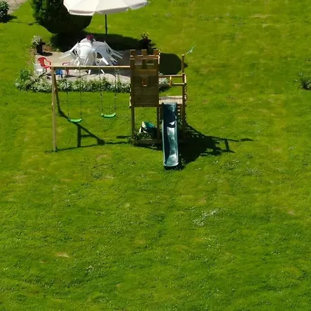 Летний дом Casa Madrazo Con Piscina Y Parrillas *