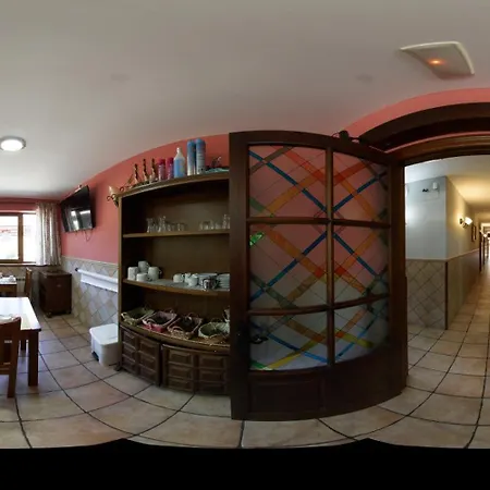 Casa Madrazo Con Piscina Y Parrillas * Правес