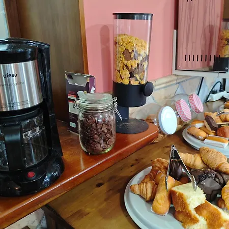 Casa Madrazo Con Piscina Y Parrillas 컨트리하우스 Praves