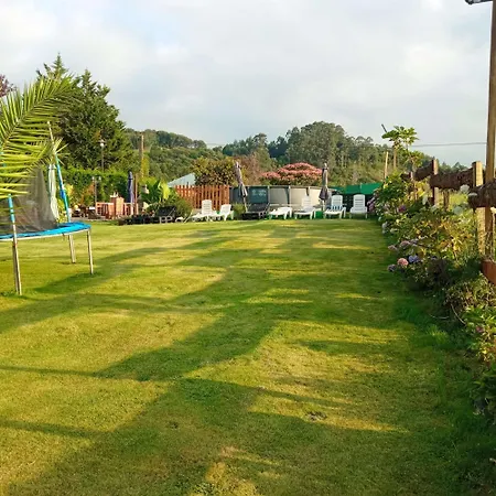 Летний дом Casa Madrazo Con Piscina Y Parrillas