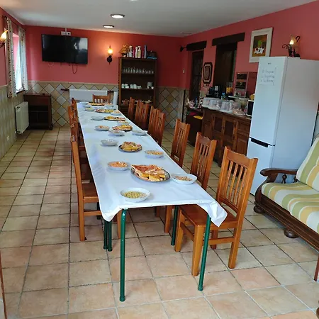 Летний дом Casa Madrazo Con Piscina Y Parrillas