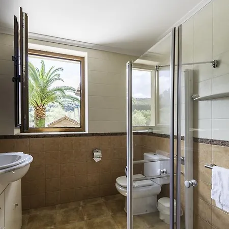 Casa Madrazo Con Piscina Y Parrillas 컨트리하우스 *