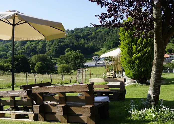 Country house Casa Madrazo Con Piscina Y Parrillas Praves