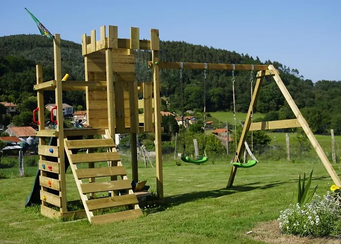 Casa Madrazo Con Piscina Y Parrillas Country house Praves