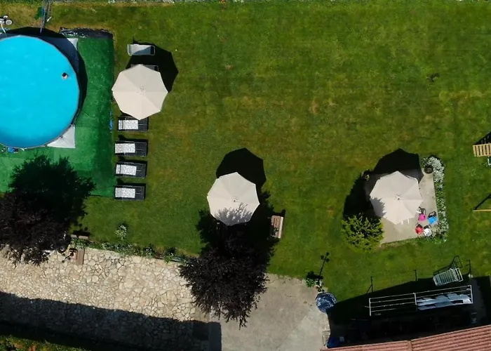 Casa Madrazo Con Piscina Y Parrillas