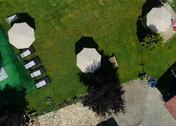 Casa Madrazo Con Piscina Y Parrillas Kır Evi Praves