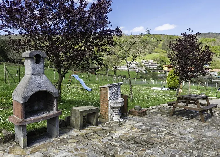 Casa Madrazo Con Piscina Y Parrillas Praves