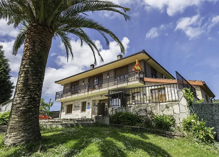 Country house Casa Madrazo Con Piscina Y Parrillas